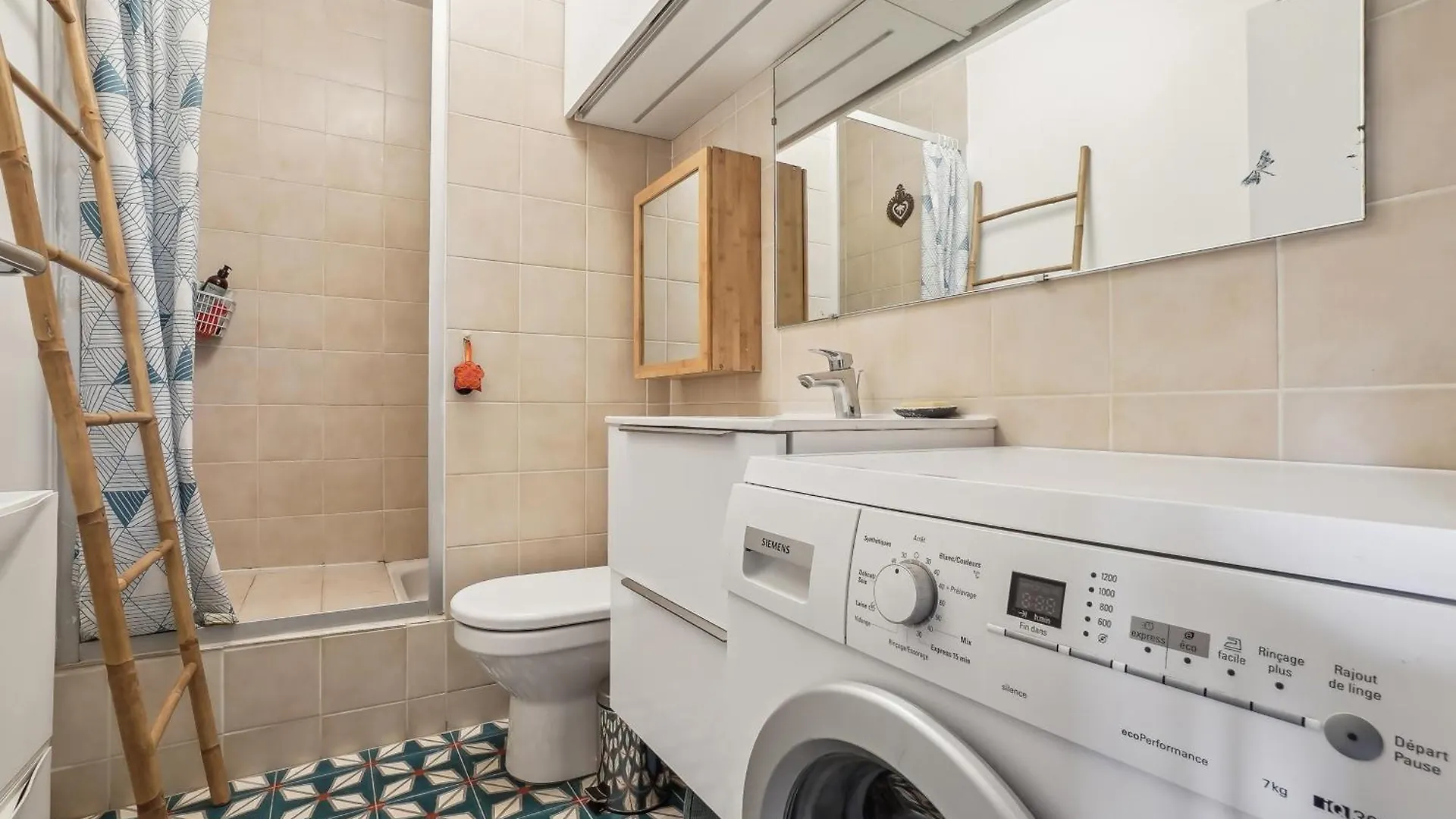 Peace And Quiet Appartement At Goutte D'Or By Weekome Paris 0*,  France
